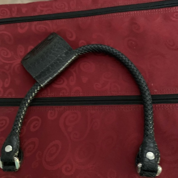 Elegant Black and Red Brighton heart bag - Picture 3 of 5